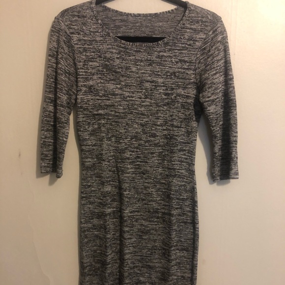 3/4 Sleeve Grey Midi Dress - Picture 2 of 3